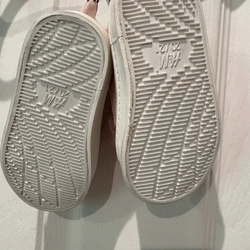 H&M Pink Trainers Sneakers with PomPom Detail Size 4/5